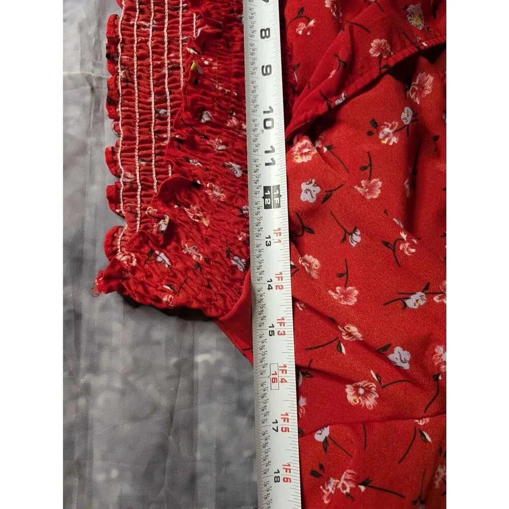 Ditsy Red Floral Surplice Front Shirred Top & Belted Shorts Spring Summer Size M